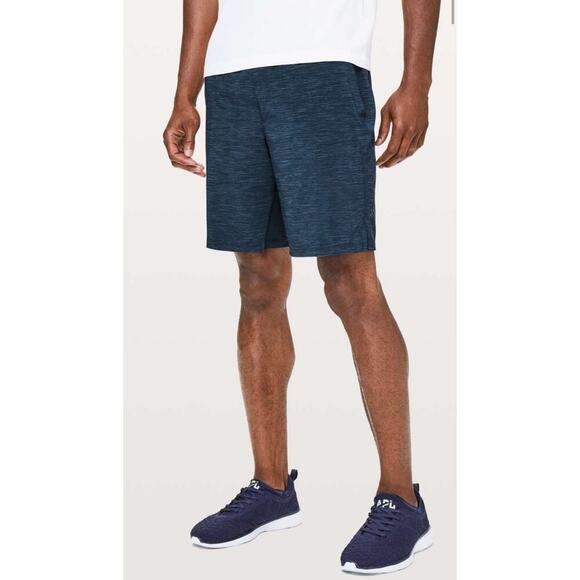 Lululemon T.H.E. Short 9" in Heather True Navy Size Large - Picture 1 of 8